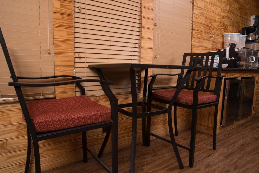 Yosemite Gold Country Lodge Coulterville Eksteriør billede